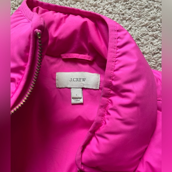 J.Crew Excursion Quilted Puffer Vest Bright Punk Fuschia Color Small - Picture 3 of 5